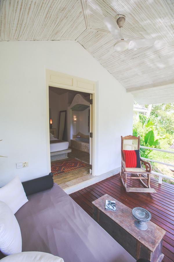 Karmel Villa Thalduwa Island - Five Bedroom Luxury Villa With Private Pool Ahangama Exteriör bild