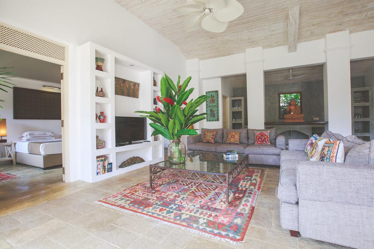 Karmel Villa Thalduwa Island - Five Bedroom Luxury Villa With Private Pool Ahangama Exteriör bild