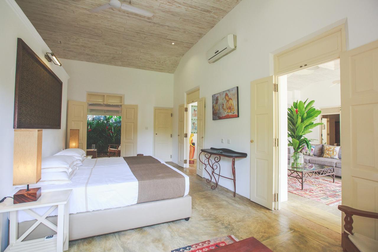 Karmel Villa Thalduwa Island - Five Bedroom Luxury Villa With Private Pool Ahangama Exteriör bild
