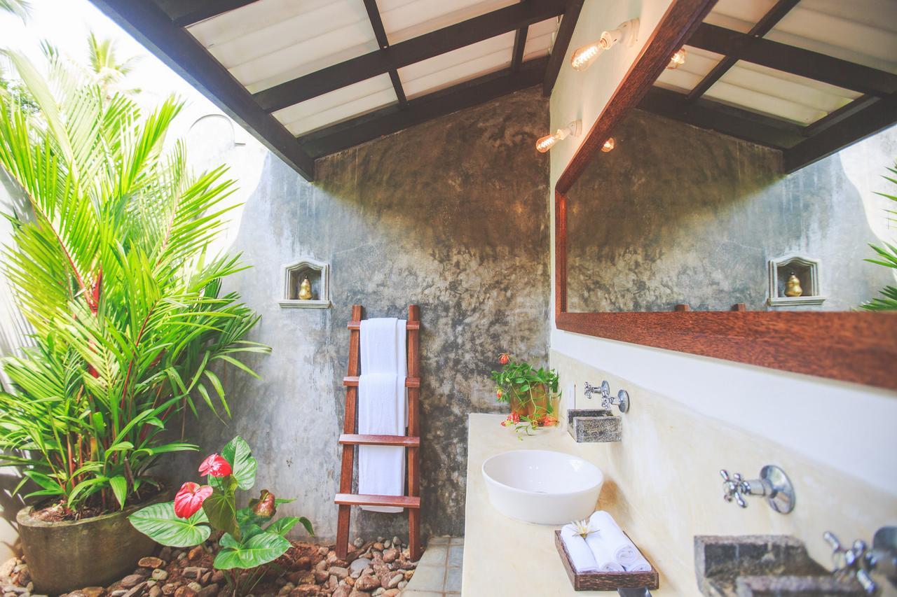 Karmel Villa Thalduwa Island - Five Bedroom Luxury Villa With Private Pool Ahangama Exteriör bild